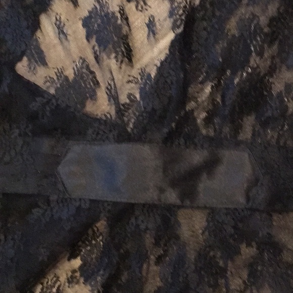 213  Black Lace Vest/ top - Picture 5 of 7